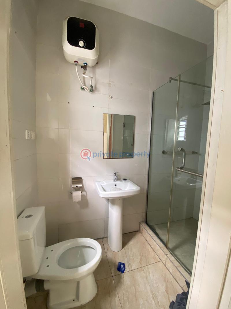 Specious and luxury semi master bedroom - 3 1 bedroom Shared Apartment For Rent Nice Estate In Conservation Road Lekki Along Lekki Expressway Lagos - 3