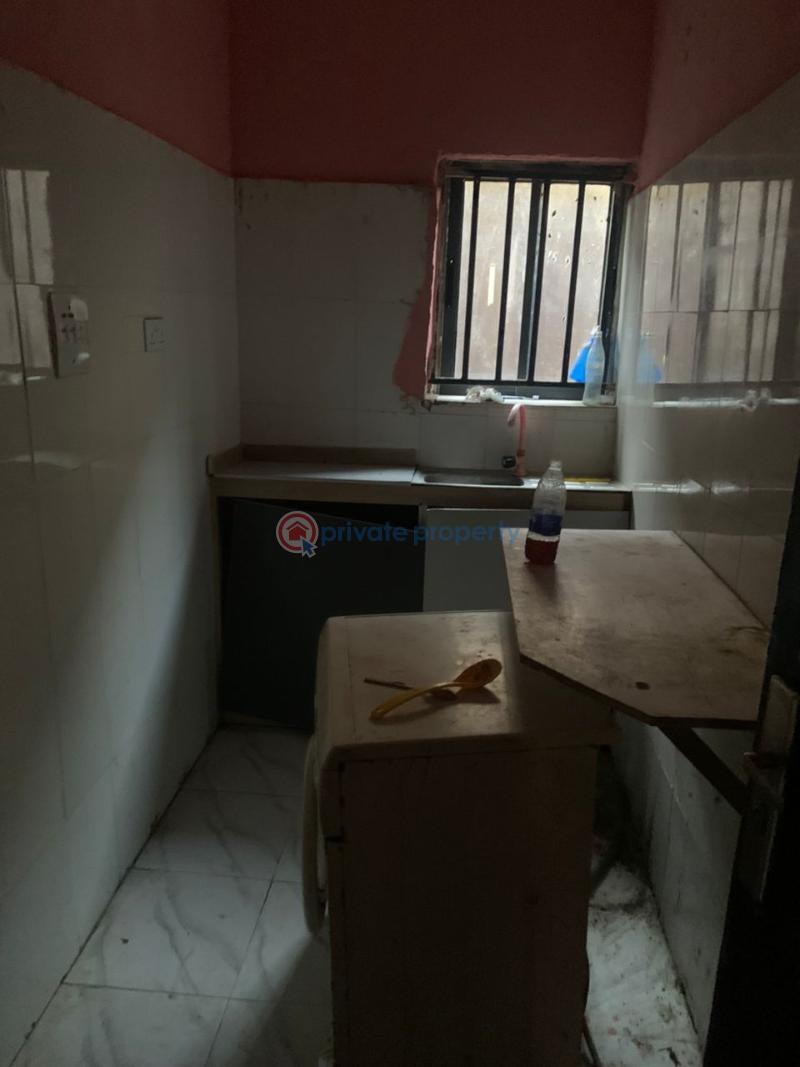 Specious mini flat - 2 1 bedroom Flat & Apartment For Rent Olowora Off Omole Phase 2 Olowora Ojodu Lagos - 2
