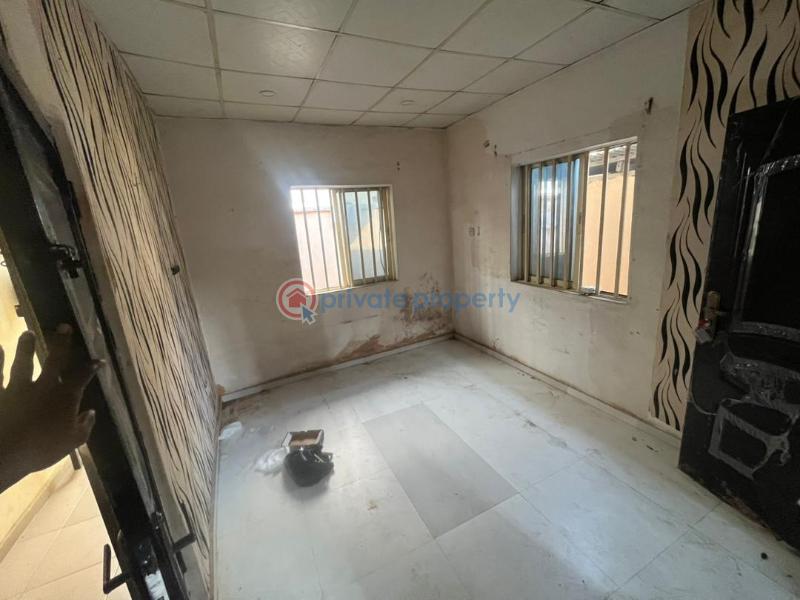 Specious room self contain - 3 Self Contain For Rent Jimon Shobowale Street Magodo Phase 1 Magodo GRA Phase 1 Ojodu Lagos - 3