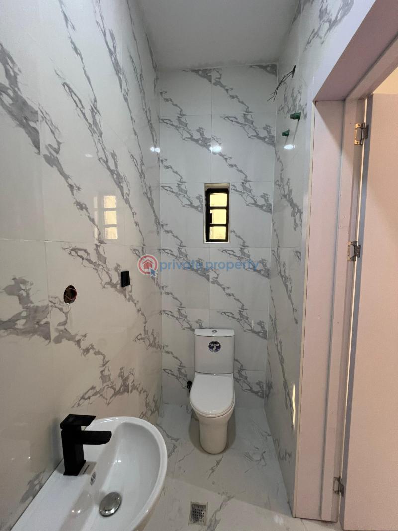 Spectacular luxury 4 bdrm duplex in a good area - 17 4 bedroom Duplex For Sale Chevron Drive Lekki Lagos - 17
