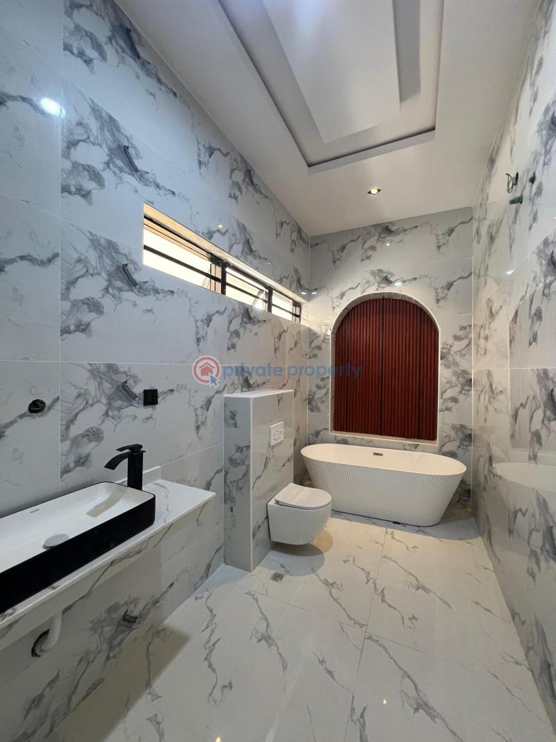 Spectacular luxury 4 bdrm duplex in a good area - 11 4 bedroom Duplex For Sale Chevron Drive Lekki Lagos - 11