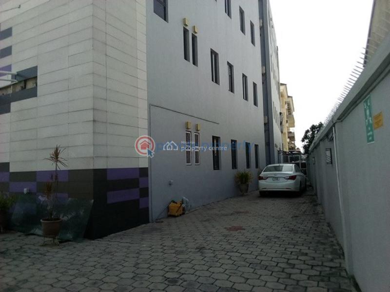 Office For Rent Chevron Drive Lekki Lagos - 1