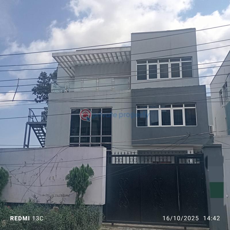 3 bedroom Duplex For Rent Ikeja GRA Lagos - 0