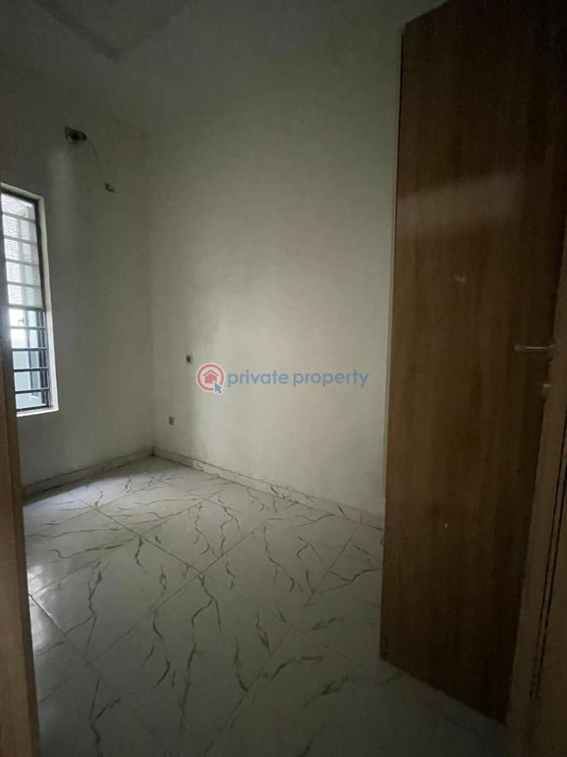 4 bedroom Terraced Duplex For Sale Ikota Lekki Lagos - 18