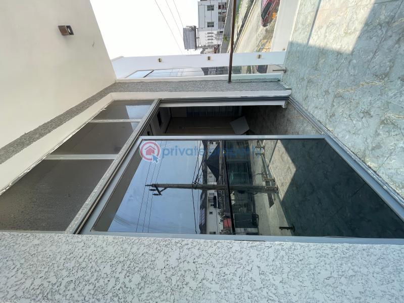 4 bedroom Detached Duplex For Rent Orchid Road Along Lekki Expressway Lagos - 3