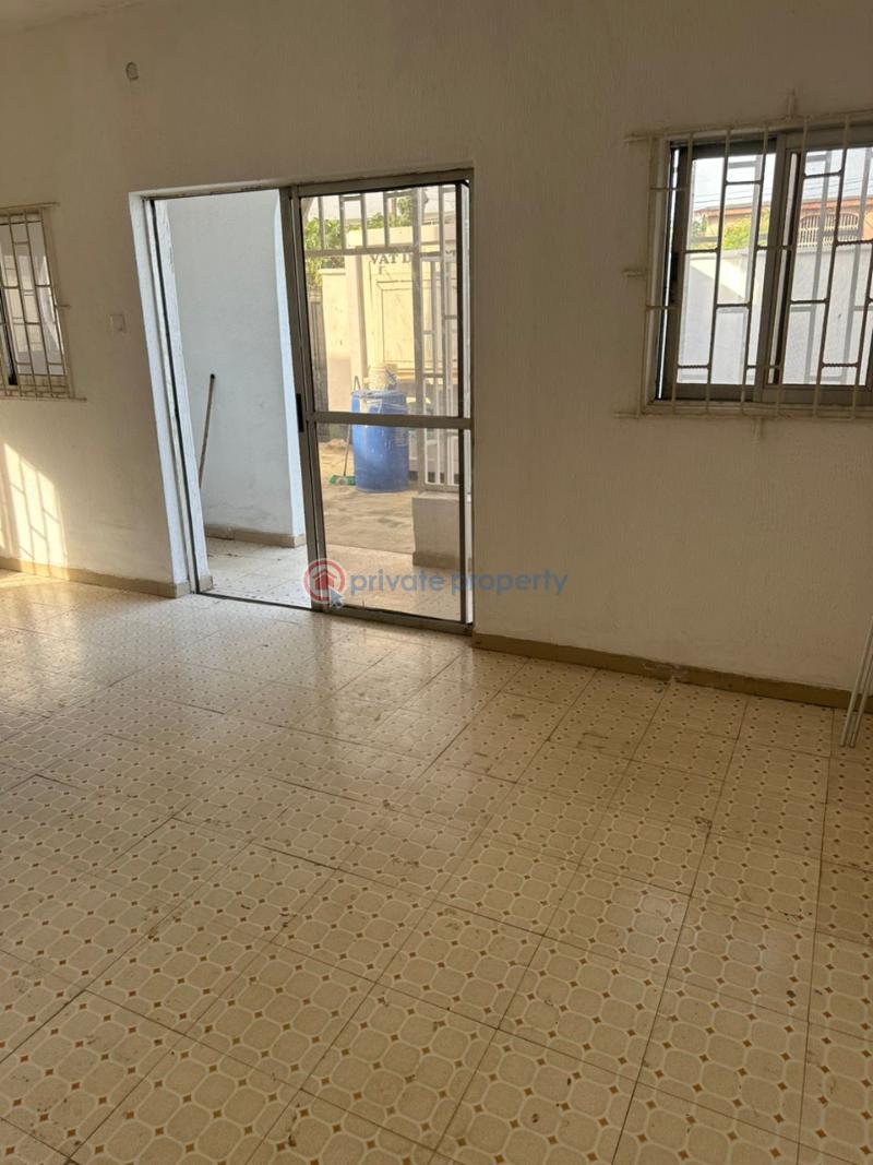 10 bedroom House For Sale Unity Estate Egbeda Alimosho Lagos - 9