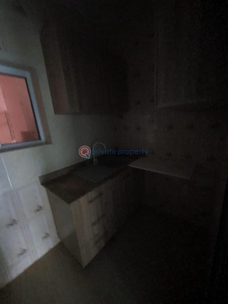 1 bedroom Mini Flat For Rent Off Alpha Beach Road, New Road Lekki Phase 2 Lagos - 4