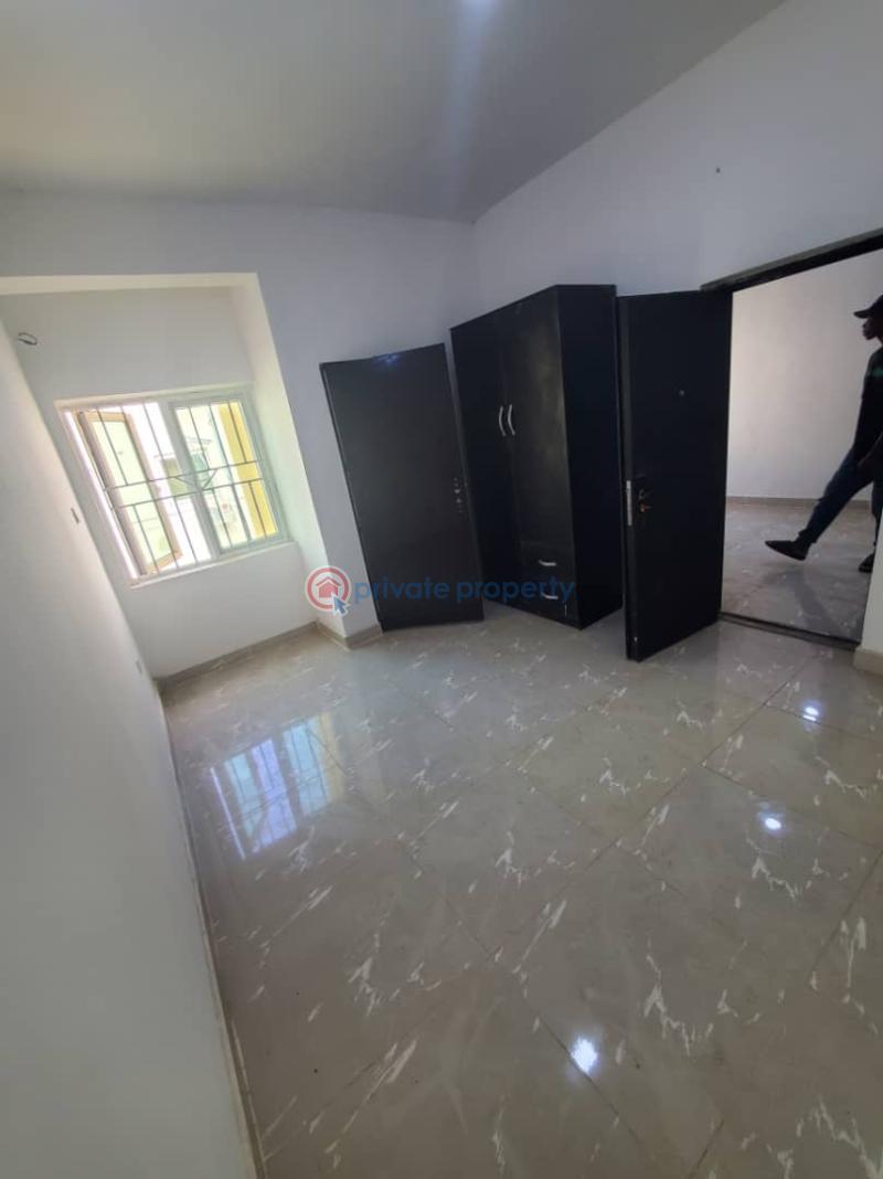 Standard 1-bedroom flat with personal kitchen - 2 1 bedroom Shared Apartment For Rent Agungi Lekki Lagos - 2