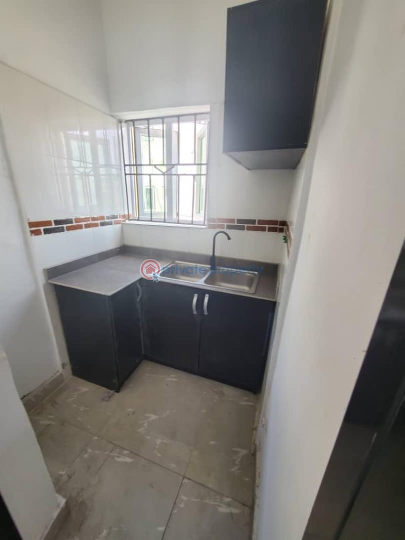 Standard 1-bedroom flat with personal kitchen - 3 1 bedroom Shared Apartment For Rent Agungi Lekki Lagos - 3