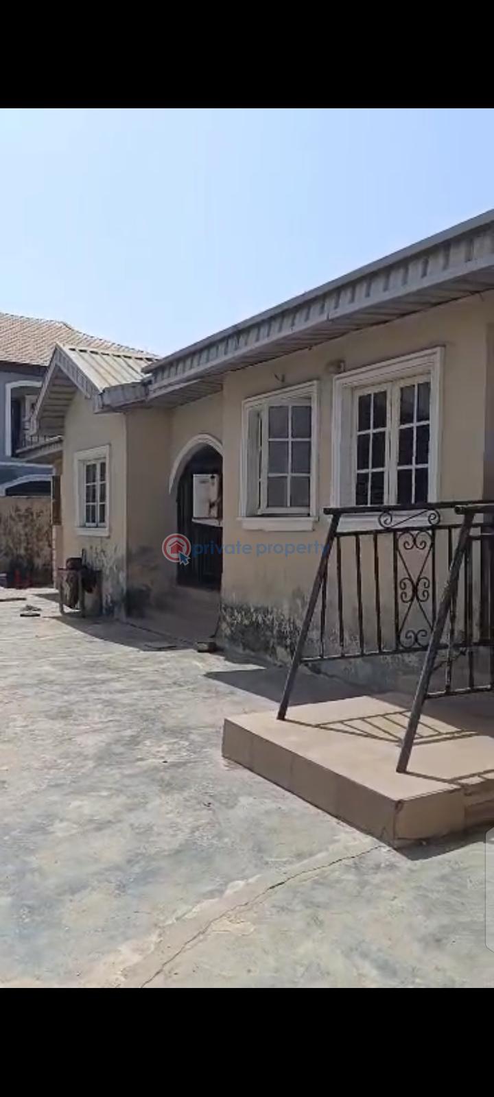Bungalow For Sale Adegbose Estate Oluodo Ikorodu Lagos. Ebute Ikorodu Lagos - 0