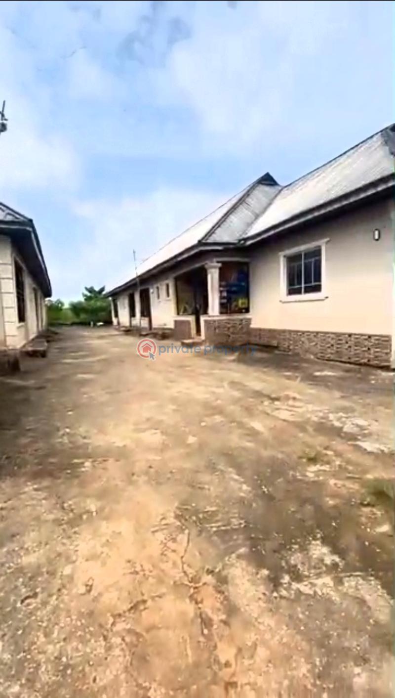 Self Contain For Sale Obaretin Community, By Rubber Research Junction, Very Close To Sapele Road Express Road, Benin City. Benin Edo - 2