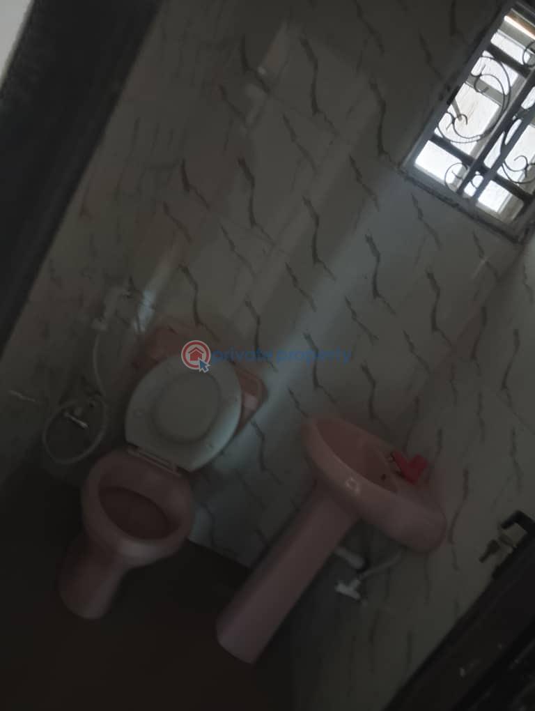 2 bedroom Block Of Flats For Rent Ashaka Street Abese Elebu Area Akala Express Ibadan Oyo - 8