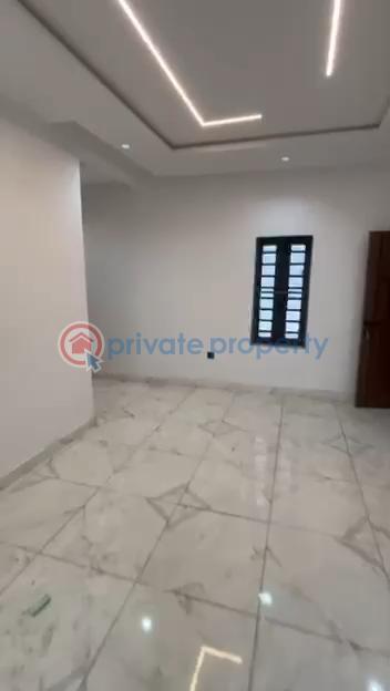 2 bedroom Block Of Flats For Rent Surulere Off Ojulehba Rd Western Avenue Surulere Lagos - 8