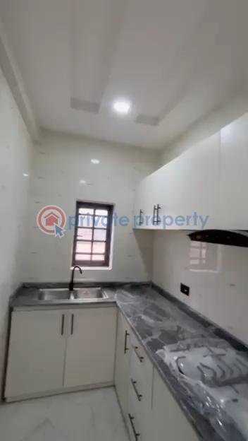 2 bedroom Block Of Flats For Rent Surulere Off Ojulehba Rd Western Avenue Surulere Lagos - 10