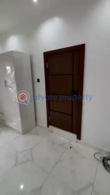2 bedroom Block Of Flats For Rent Surulere Off Ojulehba Rd Western Avenue Surulere Lagos - 15