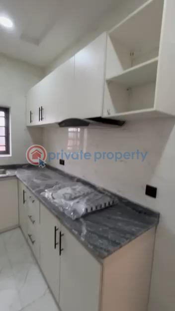 2 bedroom Block Of Flats For Rent Surulere Off Ojulehba Rd Western Avenue Surulere Lagos - 13