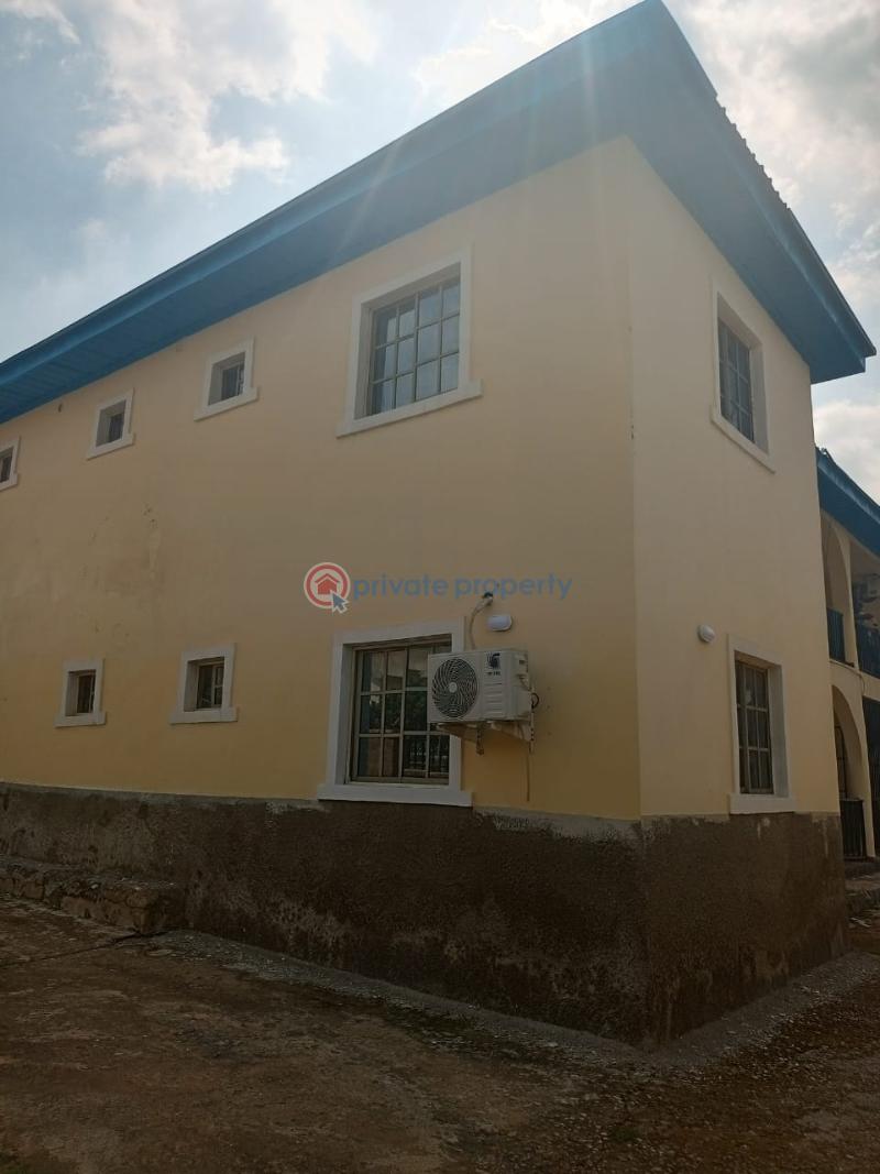 2 bedroom Flat & Apartment For Rent Gaduwa Abuja Phase 2  - 5
