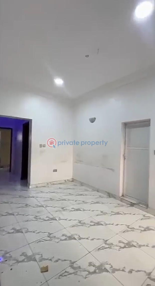 2 bedroom Block Of Flats For Rent New Garage Bariga Road Bariga Shomolu Lagos - 2