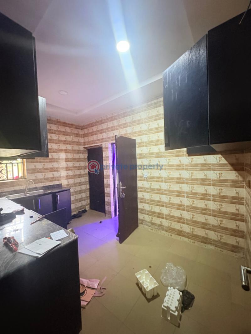 2 bedroom Block Of Flats For Rent Rumuibekwe Area Port Harcourt Rivers - 4