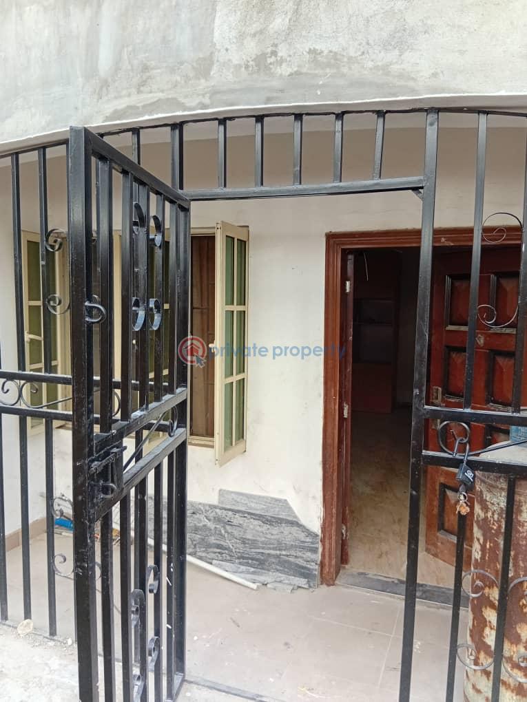 2 bedroom Flat & Apartment For Rent Before Round About Orchid Road Lekki Lagos - 9