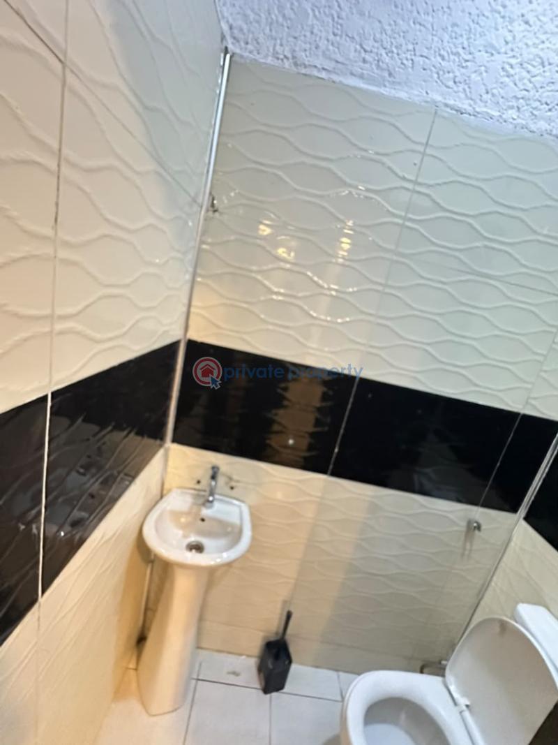 2 bedroom Flat & Apartment For Rent Lekki Right Lekki Phase 1 Lagos - 2