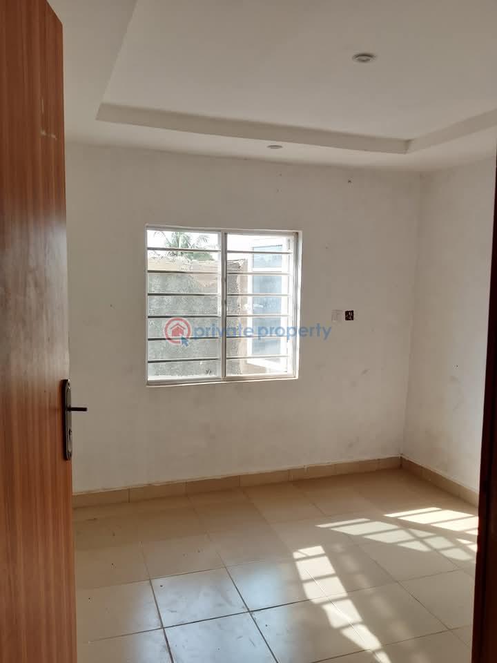 2 bedroom Block Of Flats For Rent Pakuro Lotto Fagbems Lagos Extension Ogun - 11