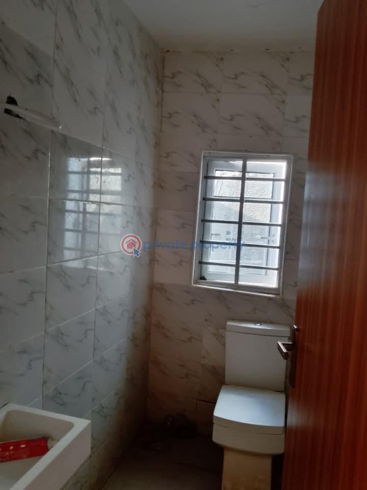 2 bedroom Block Of Flats For Rent Pakuro Lotto Fagbems Lagos Extension Ogun - 5