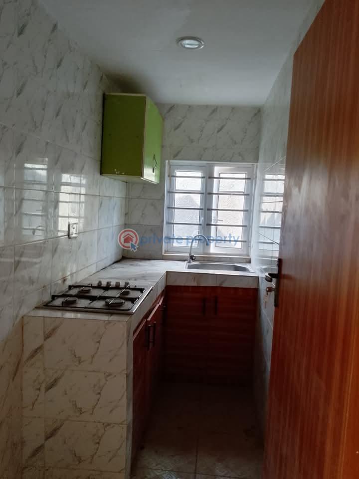 2 bedroom Block Of Flats For Rent Pakuro Lotto Fagbems Lagos Extension Ogun - 7