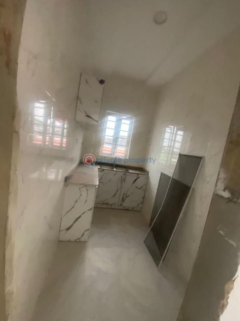 2 bedroom Block Of Flats For Rent Bogije Sangotedo Lagos - 3