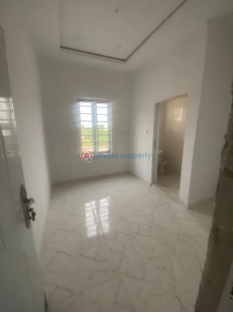 2 bedroom Block Of Flats For Rent Bogije Sangotedo Lagos - 5