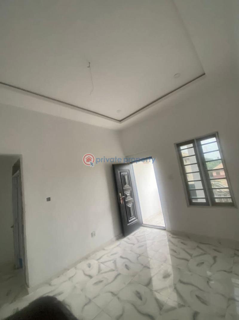 2 bedroom Block Of Flats For Rent Bogije Sangotedo Lagos - 2