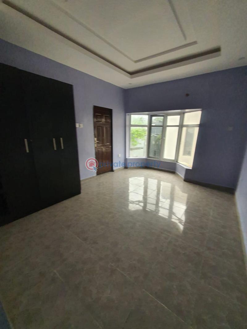 2 bedroom Block Of Flats For Rent Off Alpha Beach Road, Lekki Phase 2 Lagos - 1