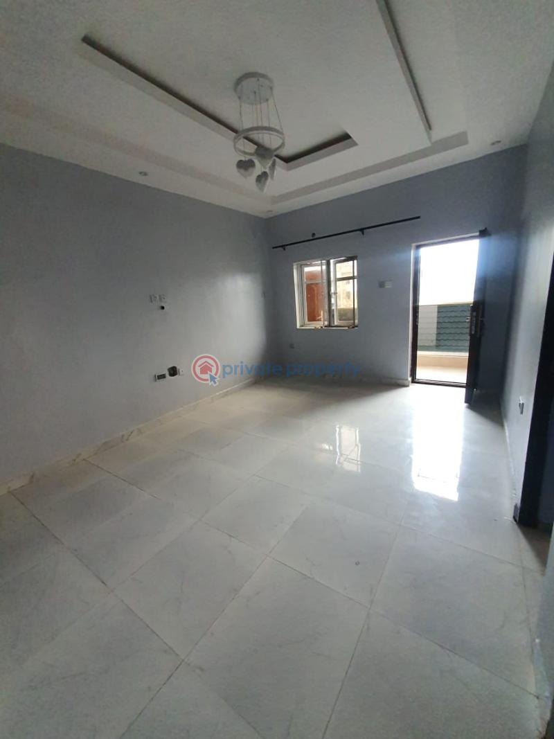 2 bedroom Block Of Flats For Rent Off Alpha Beach Road, Lekki Phase 2 Lagos - 3