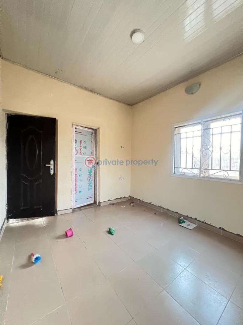 2 bedroom Block Of Flats For Rent Alubarika Estate, Asaka 1, Asunle Akala Express Ibadan Oyo - 2