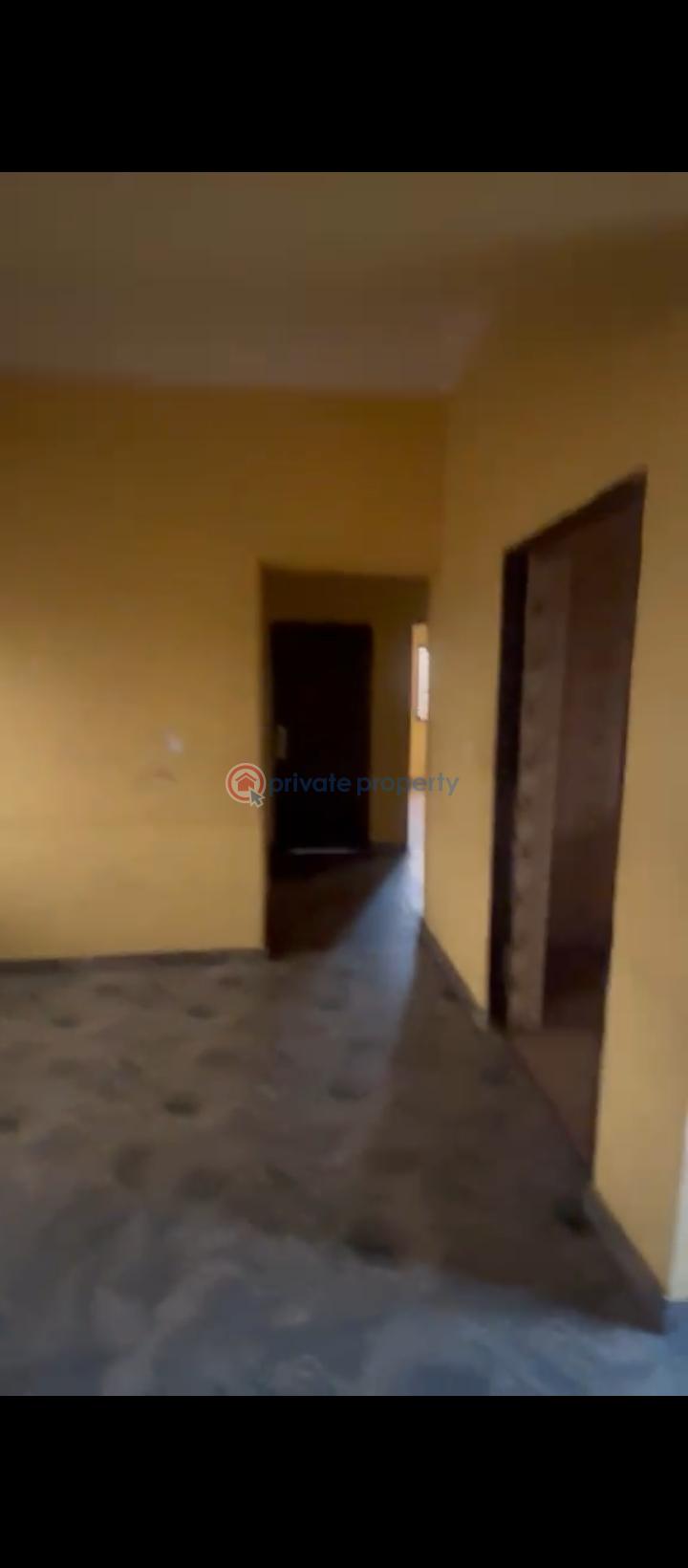 2 bedroom Flat & Apartment For Rent Bariga Shomolu Lagos - 3
