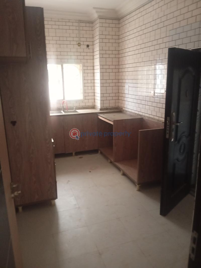 2 bedroom Block Of Flats For Rent Jahi Abuja Phase 2  - 3