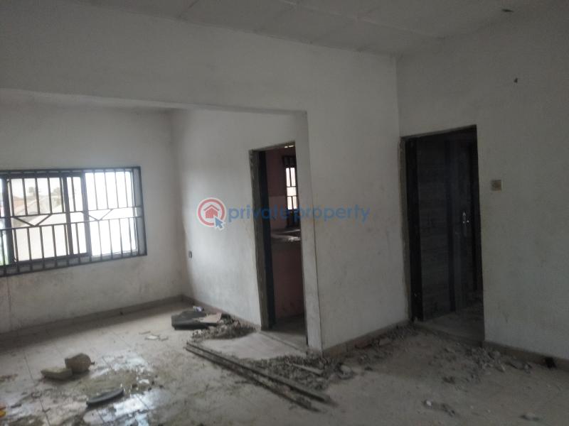 1 bedroom Block Of Flats For Rent Off East West Road Rumuodara Port Harcourt Rivers - 1