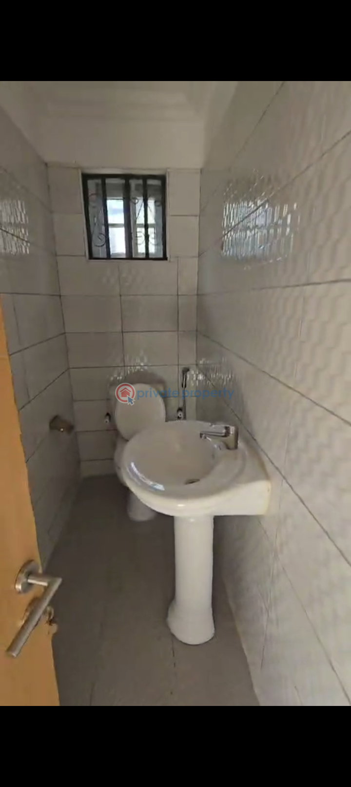 Flat & Apartment For Rent Magodo GRA Phase 2 Kosofe/Ikosi Lagos - 4