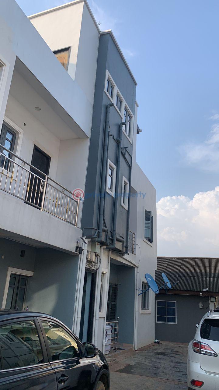 2 bedroom Block Of Flats For Rent Akowonjo Alimosho Lagos - 2