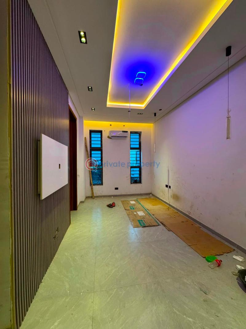 3 bedroom Flat & Apartment For Sale Maryland Lagos - 1