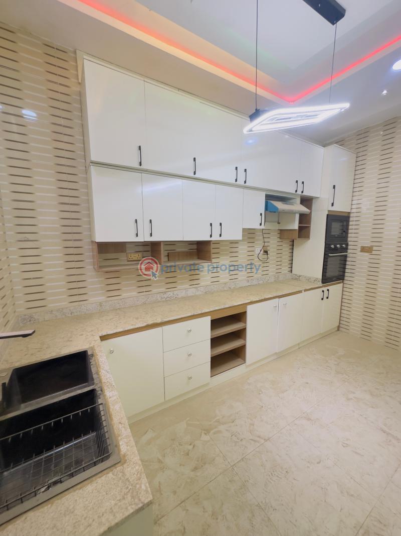 4 bedroom Terraced Duplex For Sale Jahi Abuja Phase 2  - 4