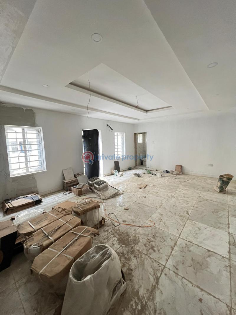 3 bedroom Terrace For Sale Yaba Lagos - 2