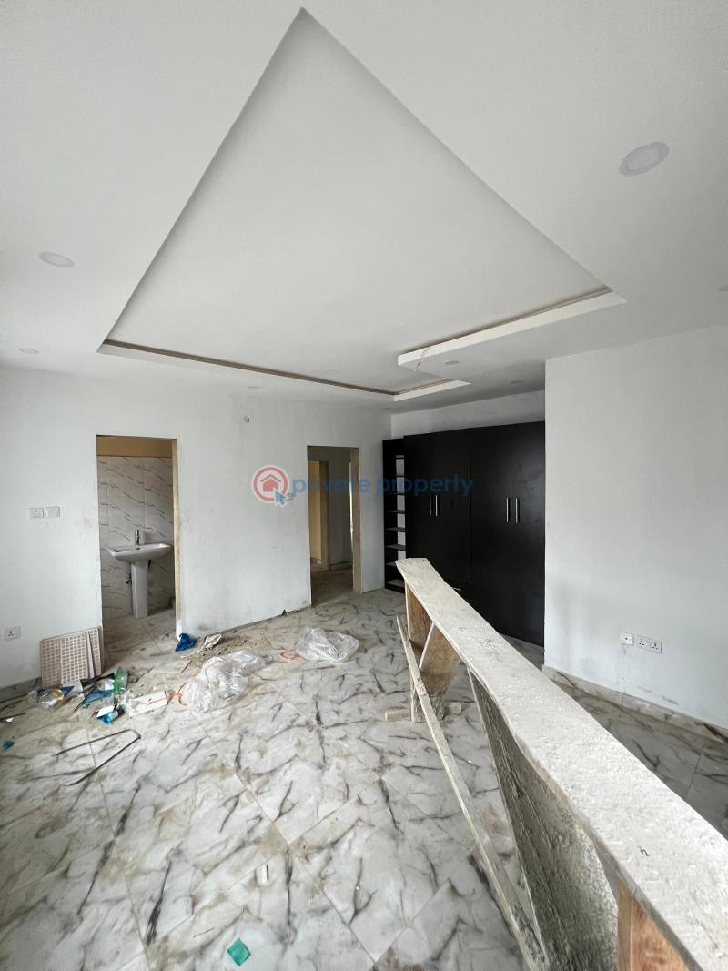 3 bedroom Terrace For Sale Yaba Lagos - 4