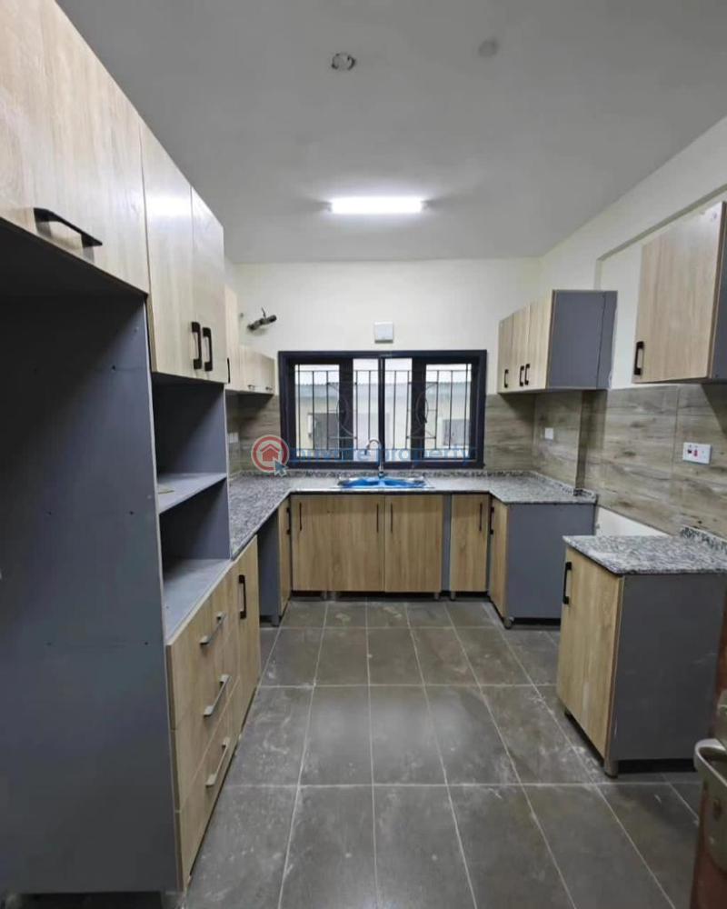 3 bedroom Flat & Apartment For Sale Opebi Ikeja Lagos - 2