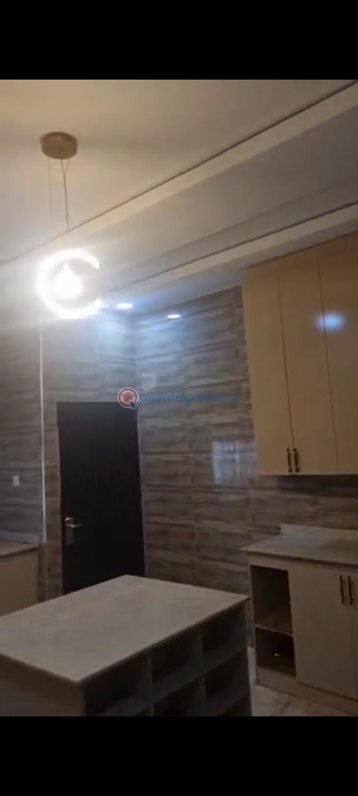 3 bedroom Block Of Flats For Rent An Estate Behind Shafa Opposite Dunamis Lugbe Abuja Phase 4  - 2