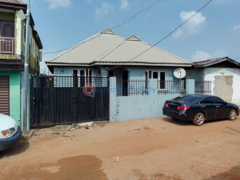 3 bedroom Bungalow For Sale Oko Oba Agege Lagos