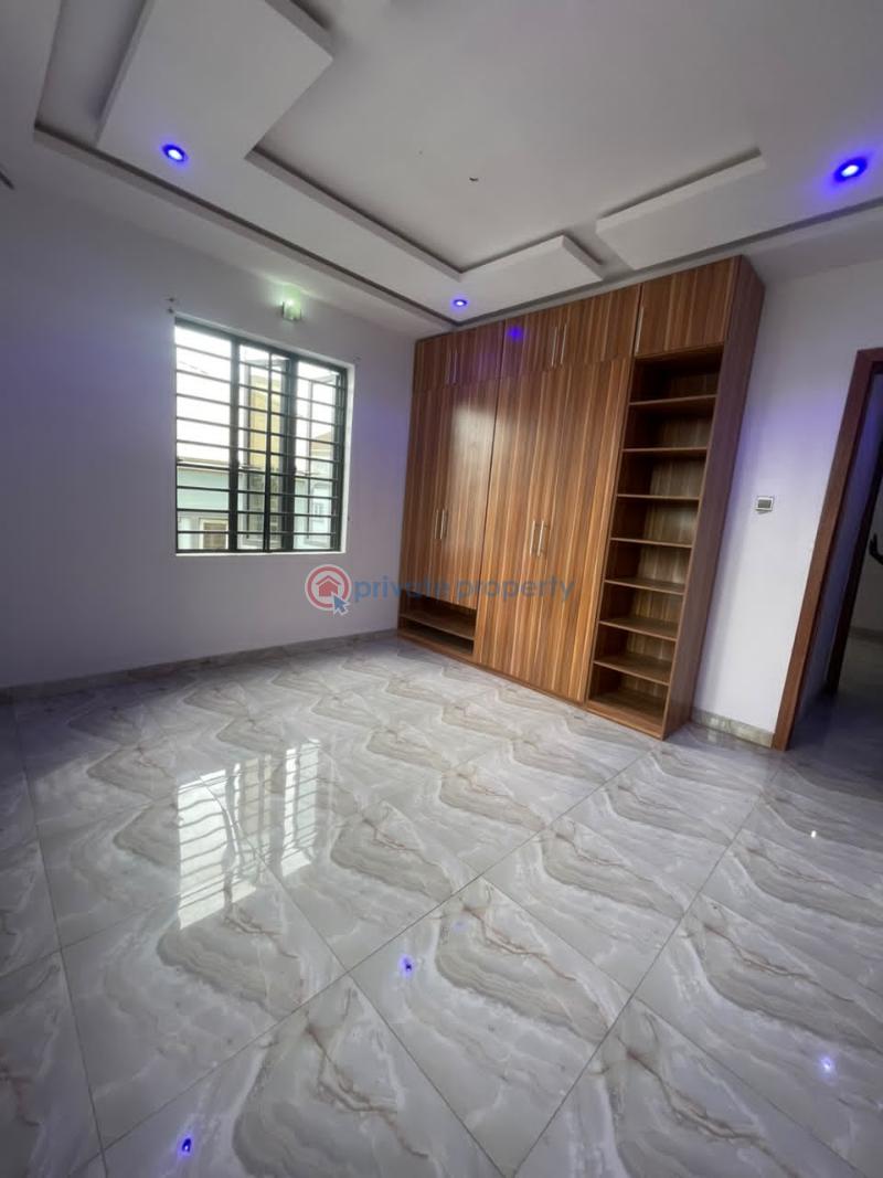 3 bedroom Flat & Apartment For Rent Ogidan By Peace Estate Sangotedo Ajah Lagos - 9