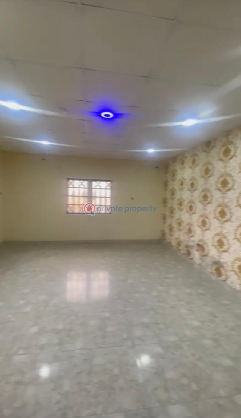 3 bedroom Flat & Apartment For Sale Fashola Estate Ibeshe Ikorodu Lagos - 0
