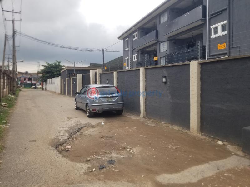 3 bedroom Block Of Flats For Rent Quarry Road Panseke Abeokuta Ogun - 1