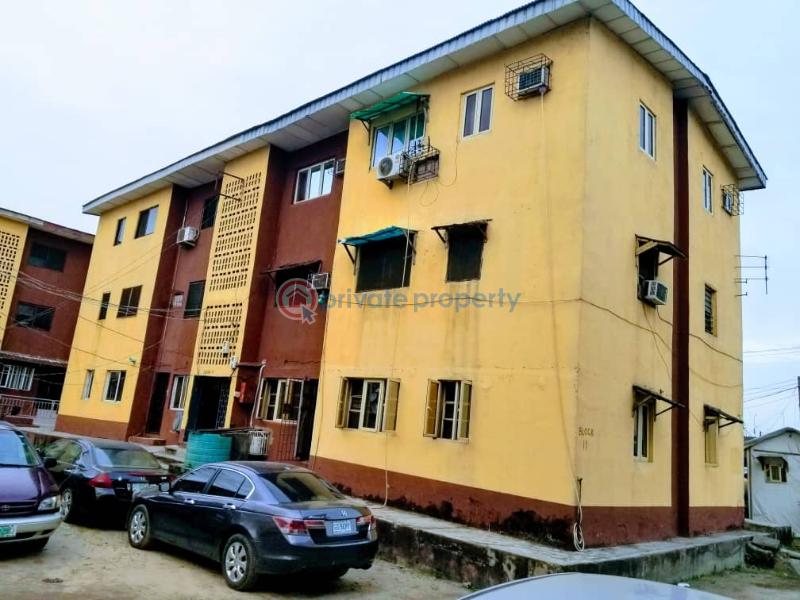 For rent 3 bedroom Block Of Flats Iponri Estate Iponri Surulere Lagos